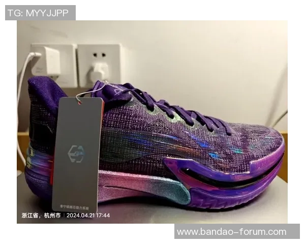 李宁足球训练鞋助力提升球技打造专业运动体验 李宁足球训练鞋助力提升球技打造专业运动体验