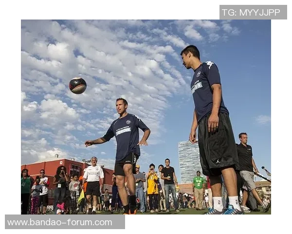 足球解说音频下载平台推荐及使用指南助你畅享精彩赛事回放